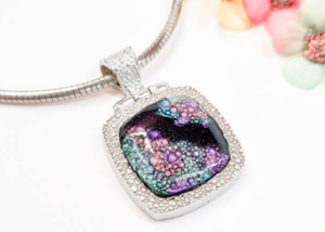 https://craftcast.com/product/locket-magic-create-a-hinged-metal-clay-locket-with-a-unique-polymer-clay-insert/