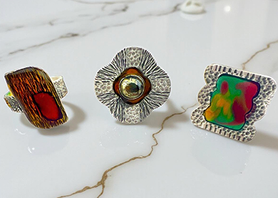 https://craftcast.com/product/texture-shine-carving-metal-clay-with-micro-motors/